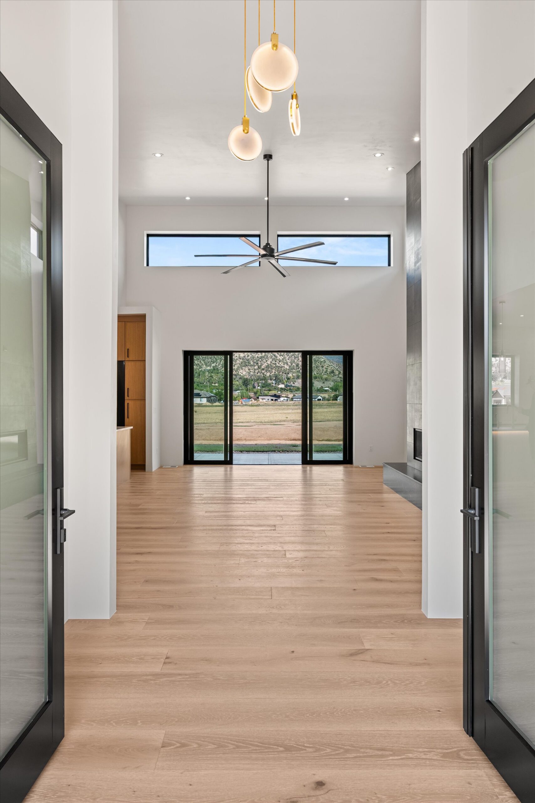 Foyer view through to great room and mountains
