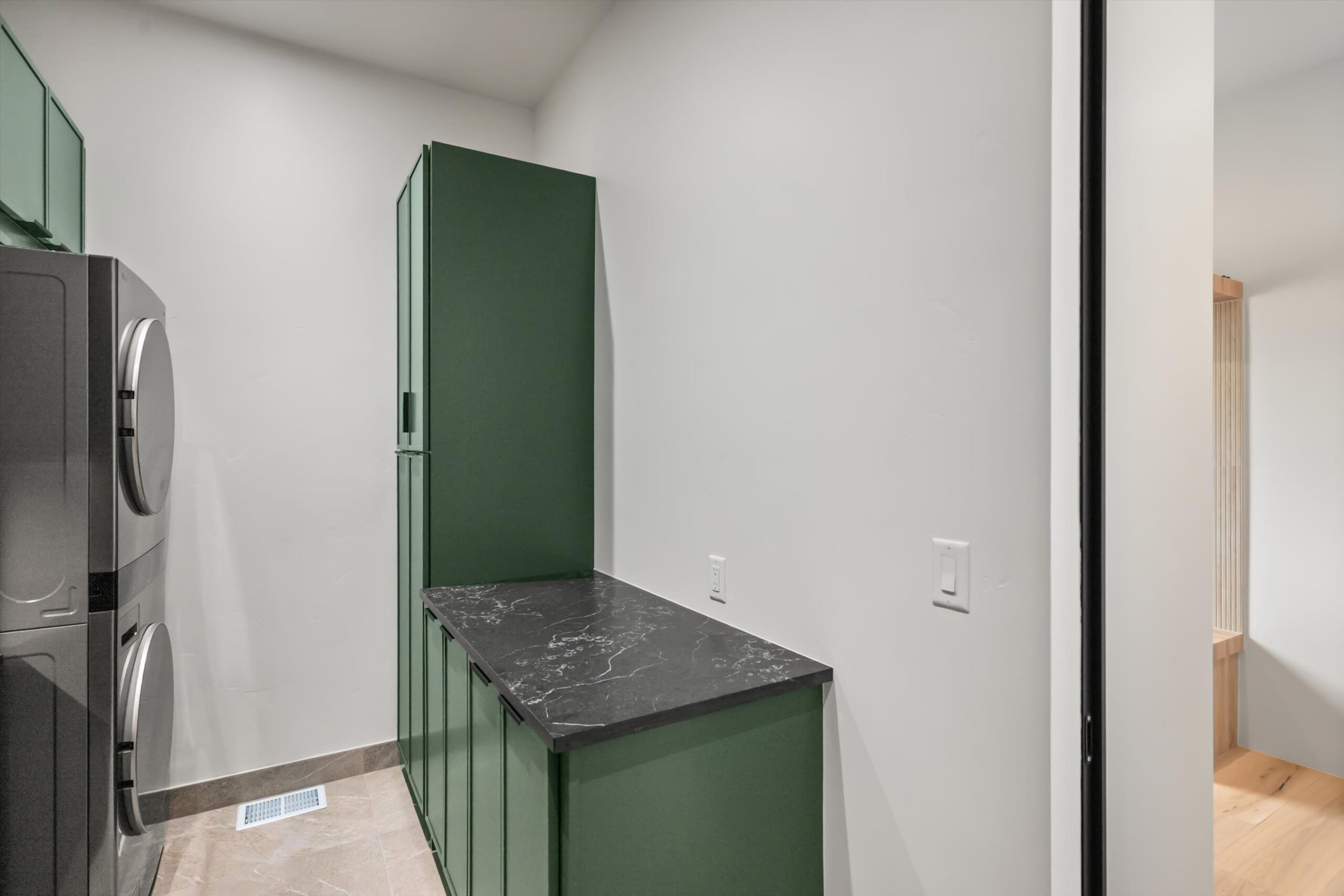 Laundry room countertop and second washer/dryer